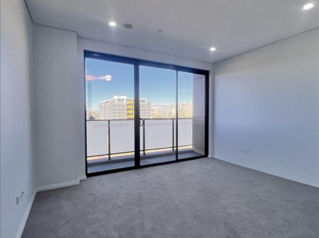 Brand New Spacious, Light Filled Split Level 2 Bedroom Apartment with Wrap Around Balcony & Nature Views!