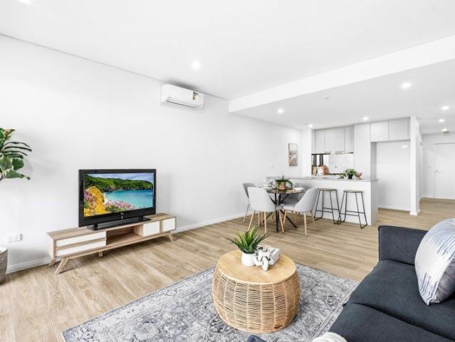 Brand New Spacious Split Level Apartment in Rouse Hill
