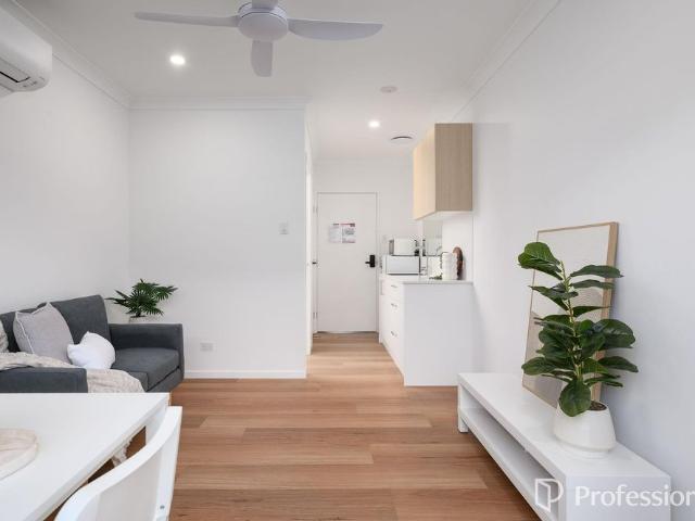 Brand New Studio Apartment Utilities Included
