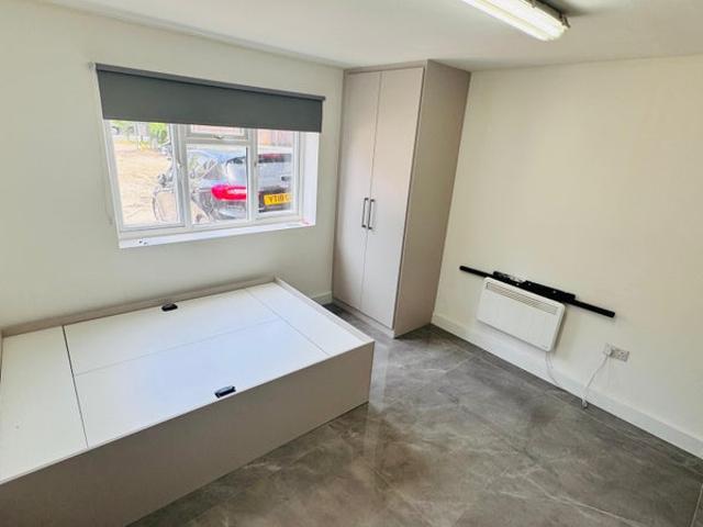 Brand New Studio Rent in Harrow & Wealdstone
