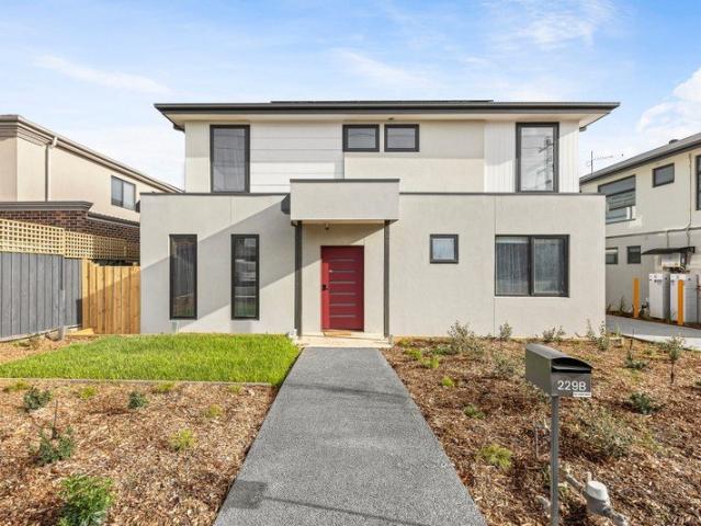Brand New Studio Rooms Premium Rooming House Living at 229 Huntingdale Road, Oakleigh