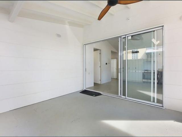 Brand New Studio Style Rooms for Rent | Walk to Tram | Internet & Water Included in Rent