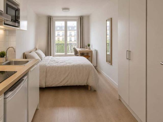 Brand new studio with private kitchenette, gym & garden – Saint