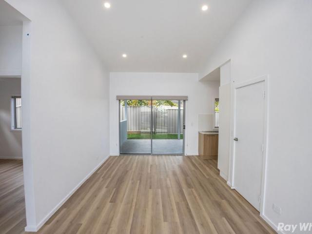 BRAND NEW STUNNING 2 BEDROOM HOME!