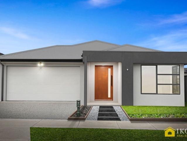BRAND NEW Stunning Family Home I 2 ENSUITES