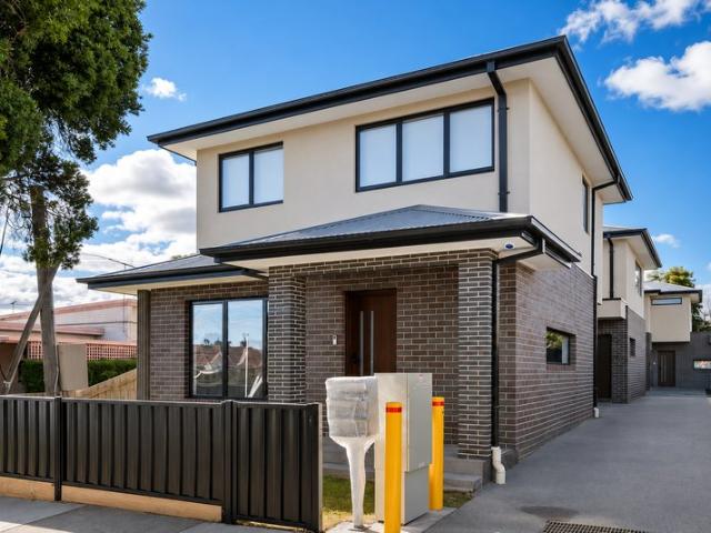 Brand New, Stylish Townhouse in a Premium Location