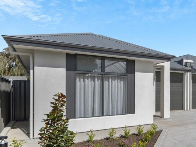 BRAND NEW STYLISH HOME VERY CONVENIENT LOCATION!