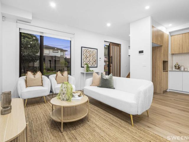 Brand New Stylish Residence In Quiet Prime Location