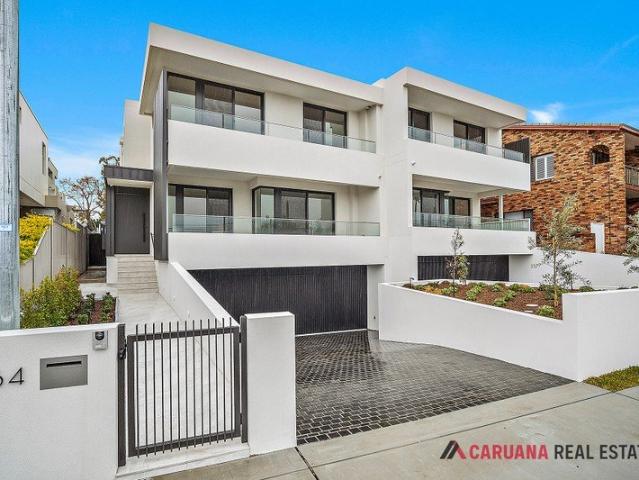 Brand New State of the art Luxury Duplex in Prime Location!