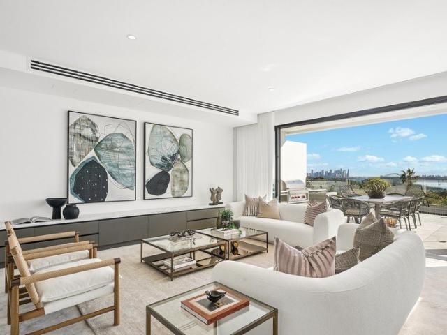 Brand New State Of The Art Residence Of World Class Luxury And Harbour Views