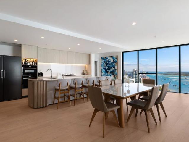 Brand New Sub Penthouse Luxury on the Gold Coast's Broadwater. 3 4 Bedrooms