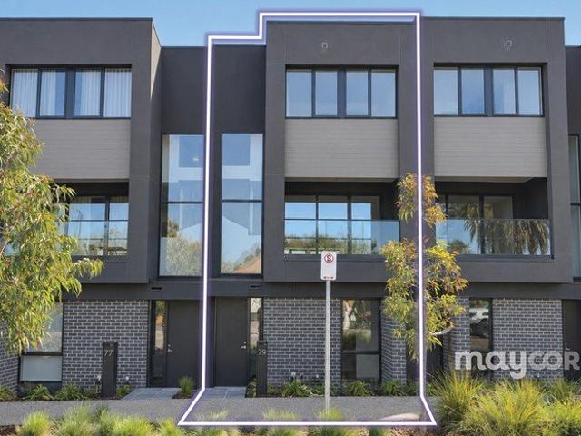 Brand New Parkside Townhouse in Prestigious Alphington