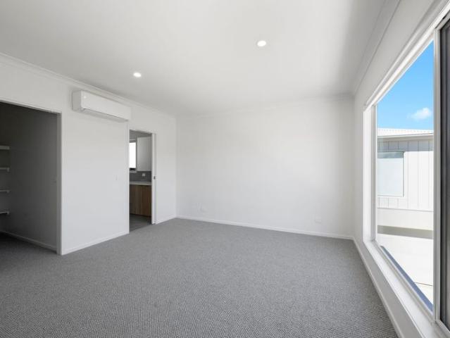 Brand New Premium Townhouse in a Superb Ballarat North Location