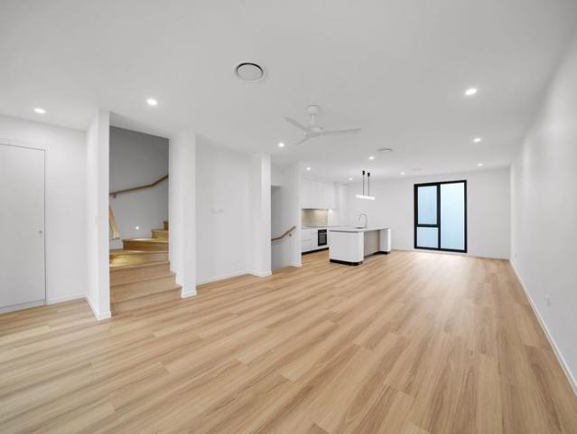 Brand New Prestige Townhouse with 225m² of Contemporary Living