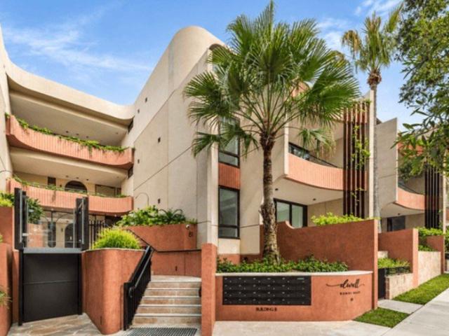 Brand New Prestigious Four Bedroom Luxury Garden Residence in Bondi Beach