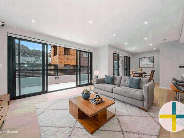 BRAND NEW Private Luxury 4 Bedroom Townhouse in Boutique Complex