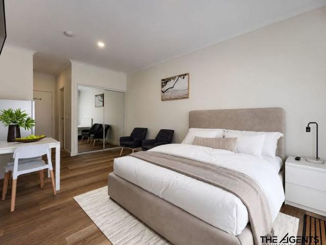 Brand New Private Studio with Ensuite, Kitchenette & Private Courtyard | All Bills Included | Moe