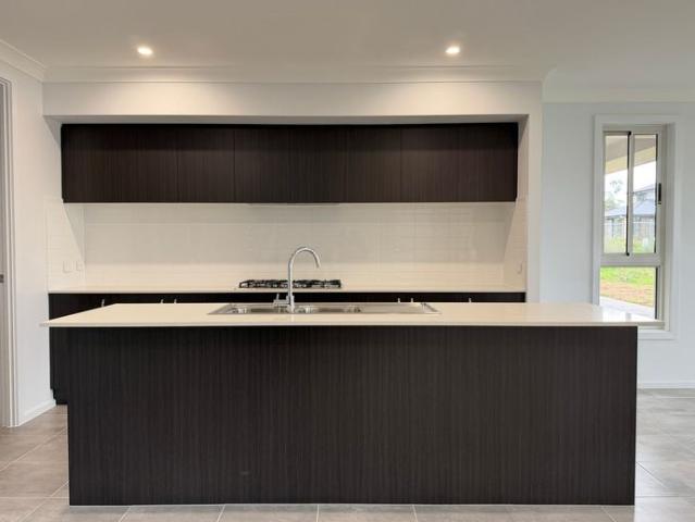 Brand New Property in Prime Location with Solar Panel!