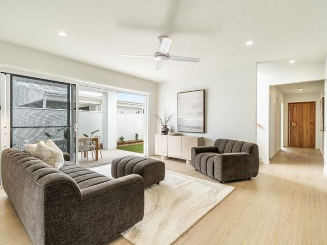 Brand new Quality Home Just 5 minutes to Local Beaches and Amenities