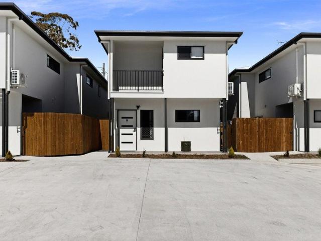 Brand New Rooming Accommodation in One of Brisbane's Most Exclusive Suburbs, Market Leading $2,470pw $128,400pa at 7.14% Yield