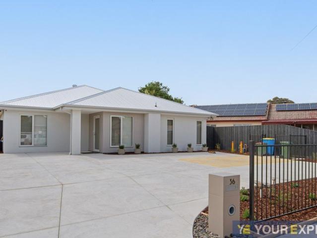 BRAND NEW ROOMING HOUSE IN IDEAL LOCATION! 9 ROOMS AVAILABLE