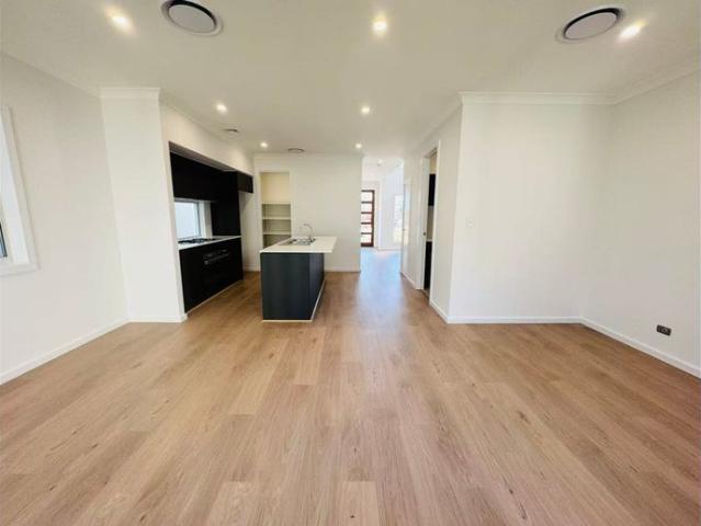 Brand New Rawson Home | Walk to Unity Grammar | Solar Panels & SMEG Appliances