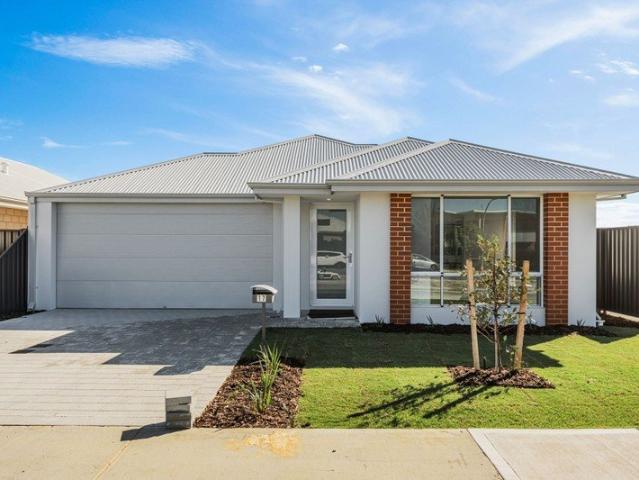 Brand New & Ready for You Beautiful Henley Brook Living