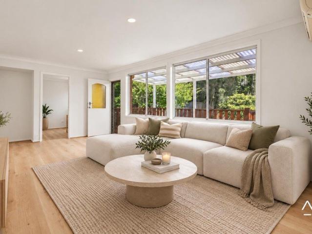 Brand New Renovation I Stylish Family Living in a Peaceful Castlecrag Setting