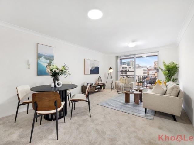 Brand New Renovation on a Top Floor Position