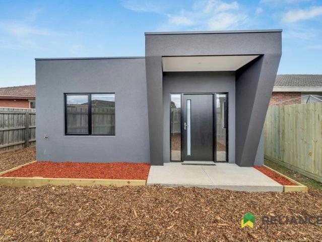 Brand New Residence with Modern Living