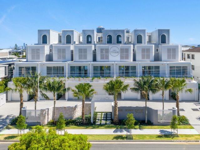 Brand New Waterfront Entertainer at Ocean Suites An Oasis of Effortless Luxury