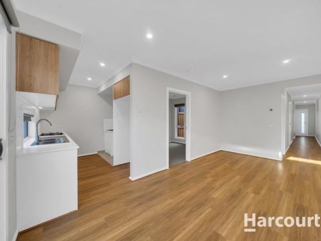 BRAND NEW WITH 2 WEEKS RENT FREE
