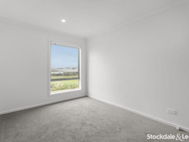 Brand New Town Living in the Heart of Cloverton Estate !