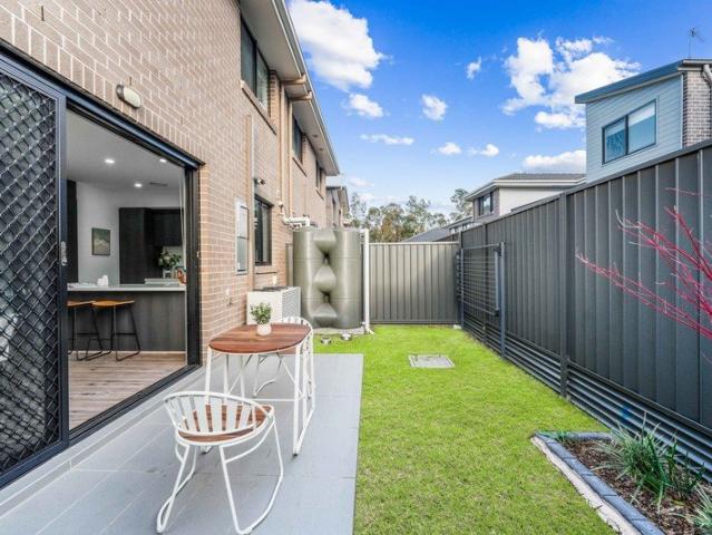 BRAND NEW TOWNHOUESE SECURE WITH 5% DEPOSIT READY TO INSPECT