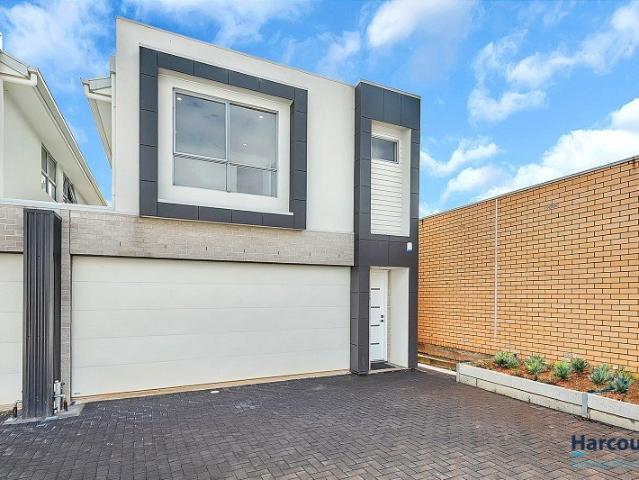 Brand New Townhouse in Prime North East Location