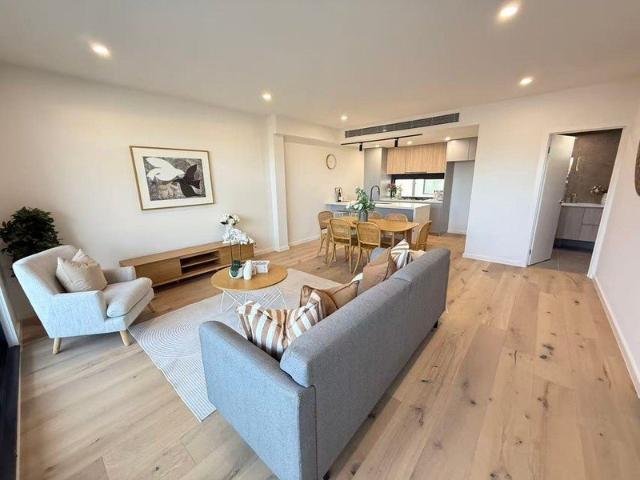 Brand New Townhouse in the Box Hill High School Zone