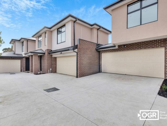 Brand New Townhouse Walk to Station & Shops $640/Week