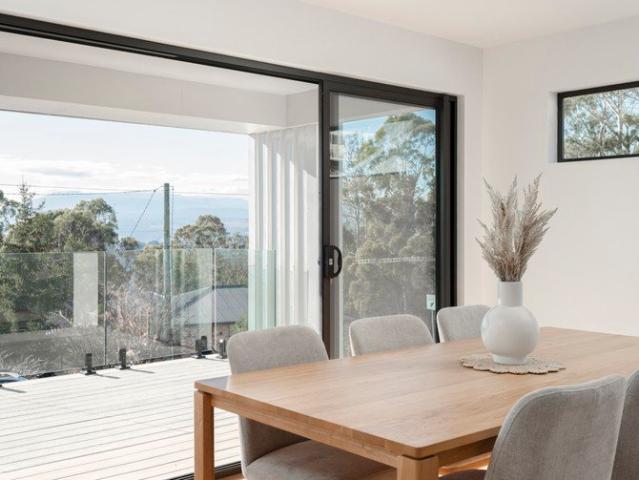 Brand new townhouse with city views in quiet fringe location