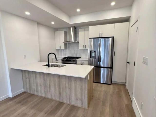 BRAND NEW Townhouse with GARAGE — 3 Bedrooms Townhouse