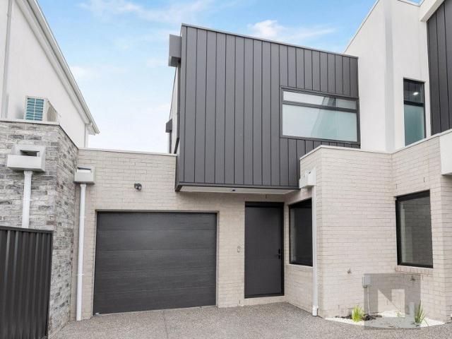 Brand New Townhouse with Stylish Finishes