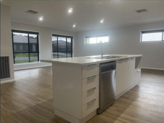 Brand New Townhouse – 10 Gabrielle Court, Lavington