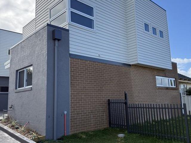 BRAND NEW TOWNHOUSE