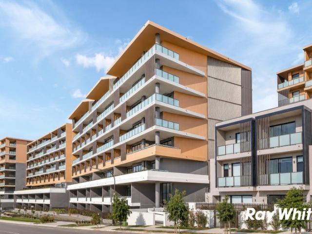 Brand New Top Floor Apartment | Walk to Tallawong Metro & Village!