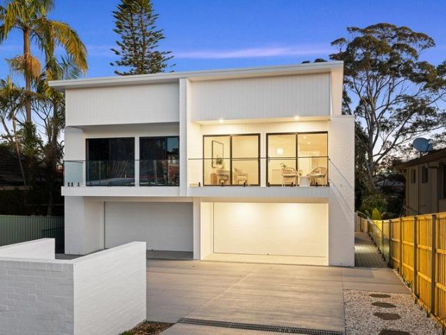 Brand New Torrens Title Coastal Residence of Exceptional Scale