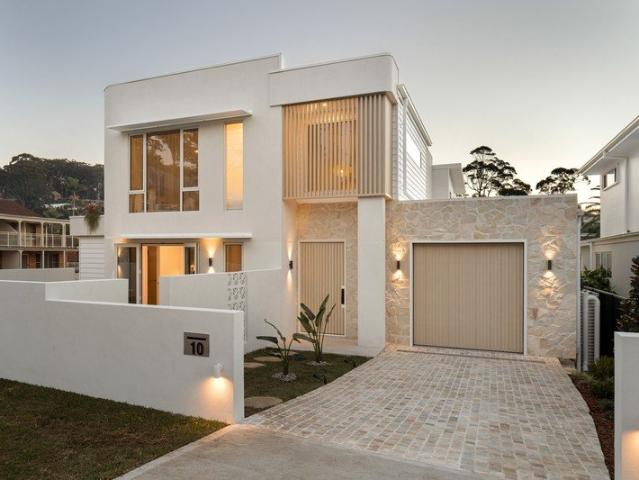 Brand New Torrens Title Homes Moments to Terrigal Beach