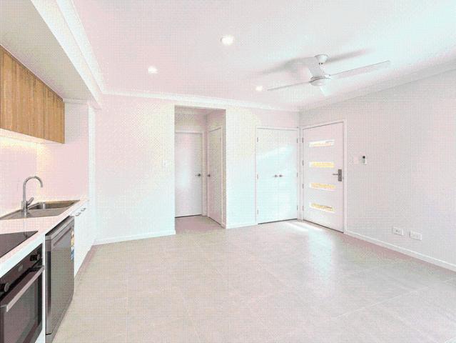 Brand New three beds, including Mater Bedroom, Ensuite in Chambers Flat