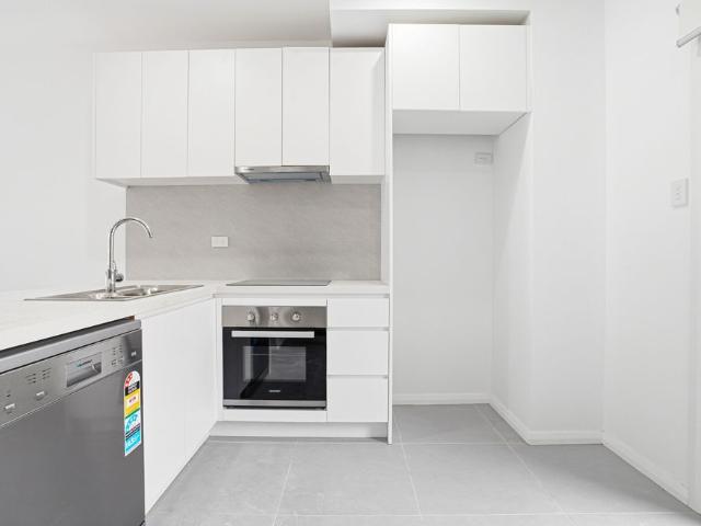 BRAND NEW THREE BEDROOM TOWNHOUSE