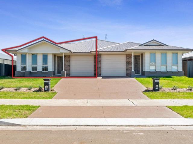 Brand New Three Bedroom Duplex in Lochinvar