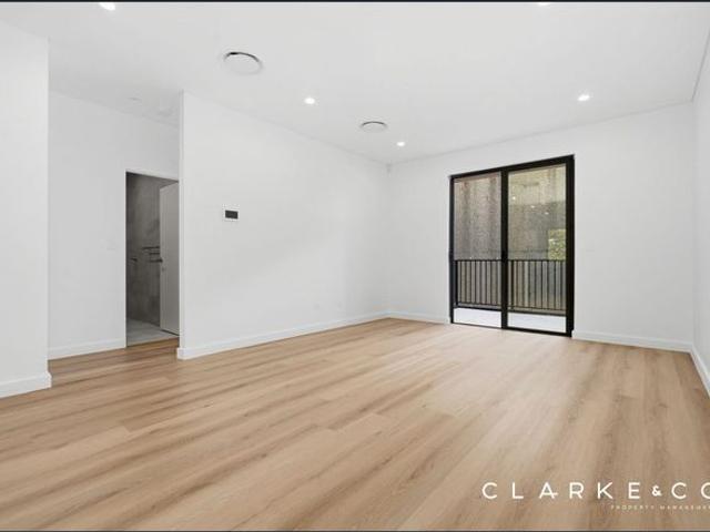 BRAND NEW THREE BEDROOM HOME OFFERING MODERN COMFORT!