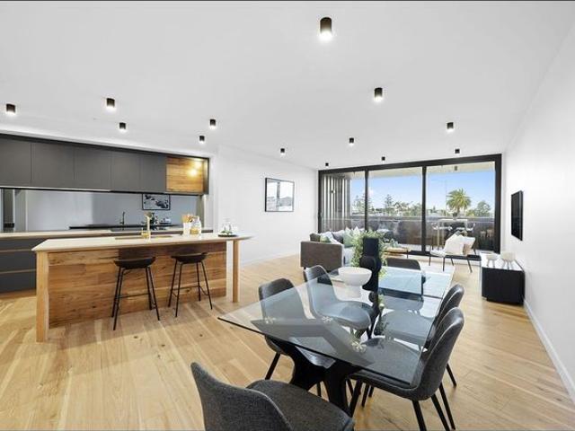 Brand New Three bedroom plus study!